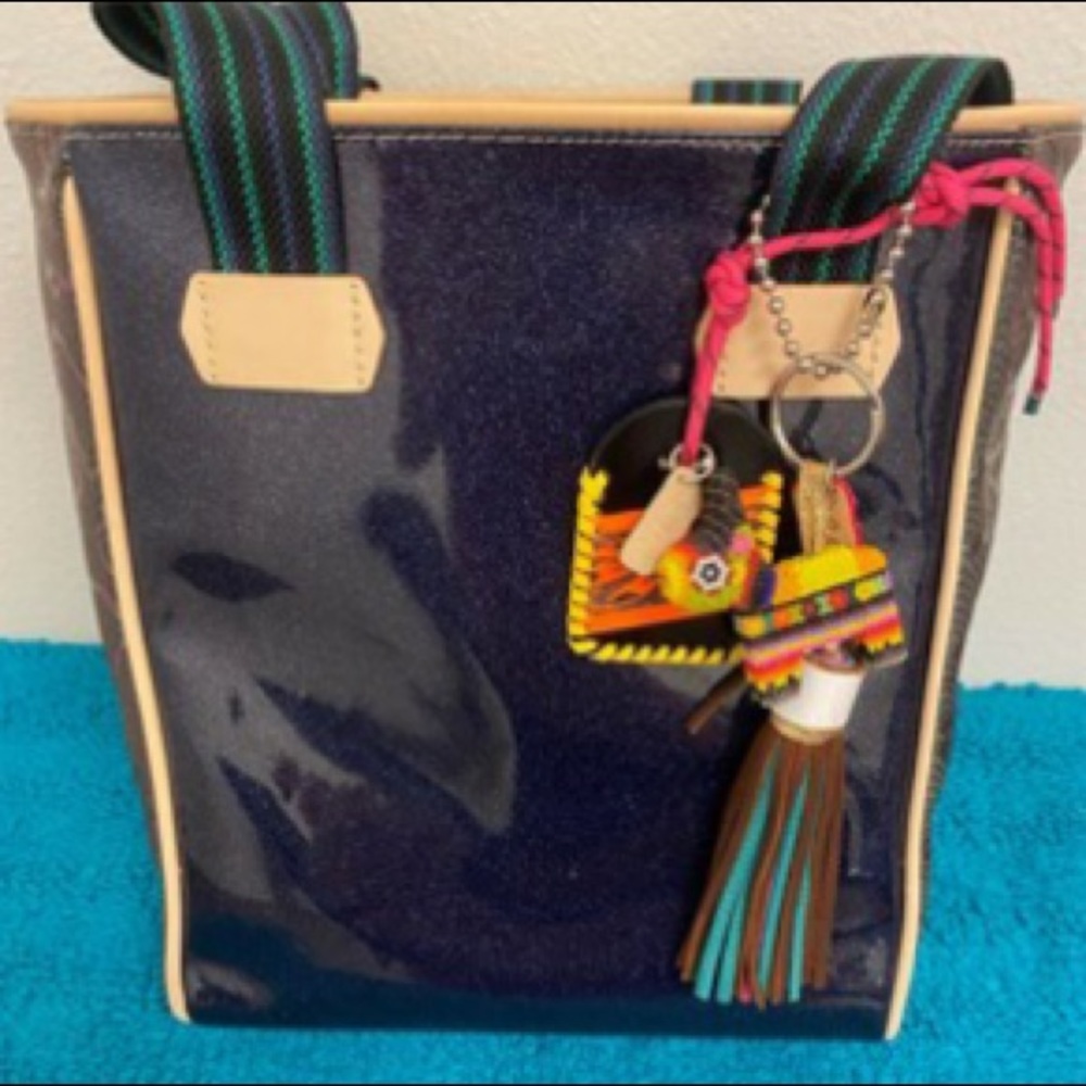 Consula Jerry classic tote with charms